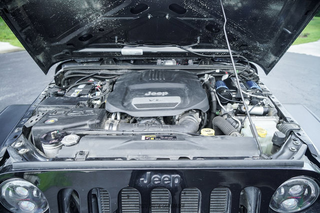 Used 2017 Jeep Wrangler Sport AWD/4WD image 15
