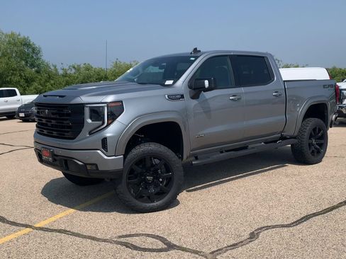 New 2025 GMC Sierra 1500 Elevation w/ Elevation Premium Package AWD/4WD image 33