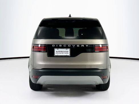 Certified 2025 Land Rover Discovery S AWD/4WD image 6