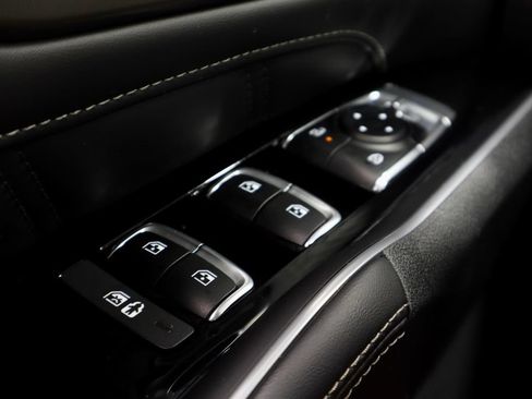 Used 2025 Kia Sorento SX FWD image 28