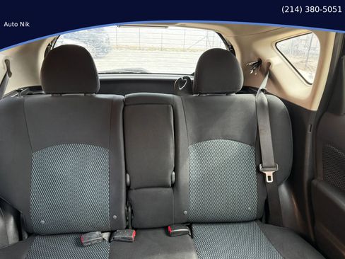 Used 2014 Nissan Versa Note SV w/ Convenience Package FWD image 19