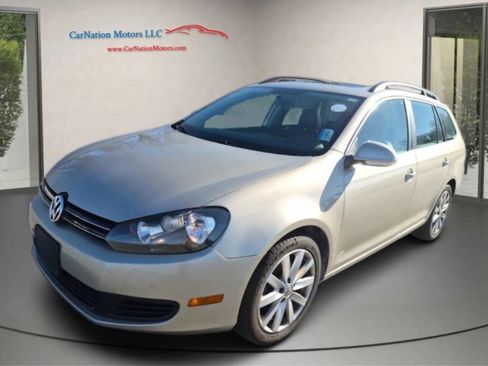 Used 2013 Volkswagen Jetta SE image 1