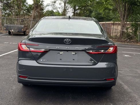 Used 2025 Toyota Camry LE FWD image 22
