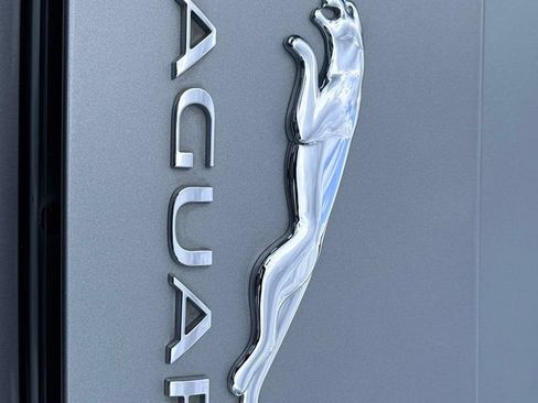 Used 2015 Jaguar F-TYPE S RWD image 18