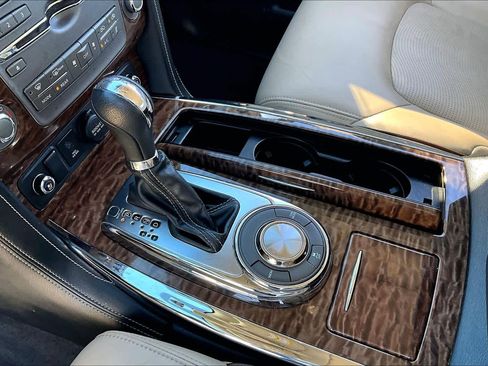 Used 2020 Nissan Armada Platinum w/ Captain's Chairs Package image 16