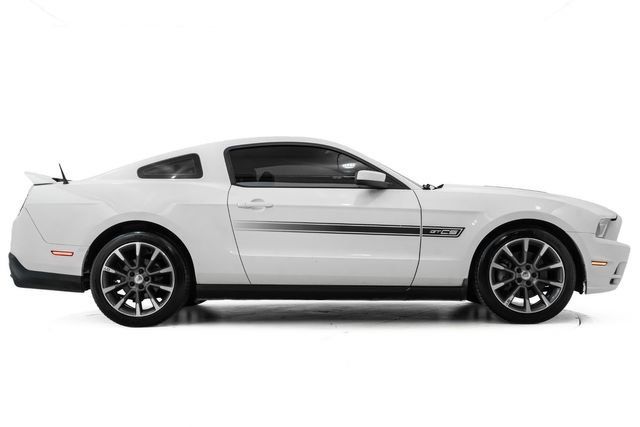 Used 2013 Ford Mustang GT Premium RWD image 5