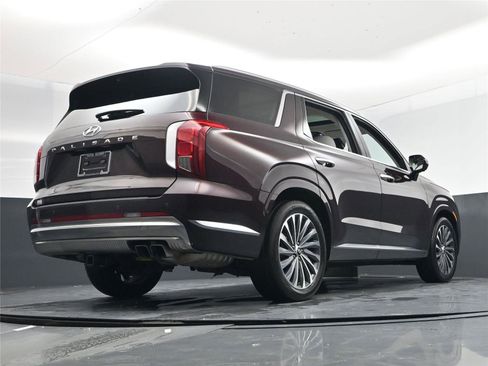 Used 2025 Hyundai Palisade Calligraphy image 14