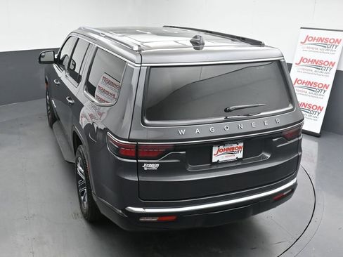 Used 2024 Jeep Wagoneer 4WD w/ Premium Group I image 34