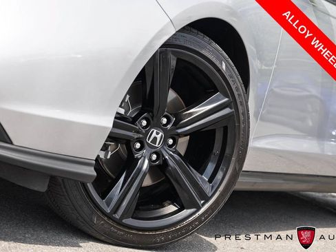 Used 2025 Honda Accord Sport image 10