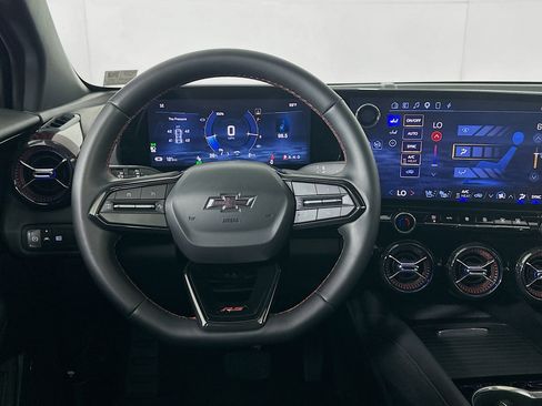 Used 2024 Chevrolet Blazer EV RS RWD image 18