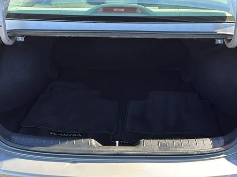 Used 2023 Hyundai Elantra SEL image 25
