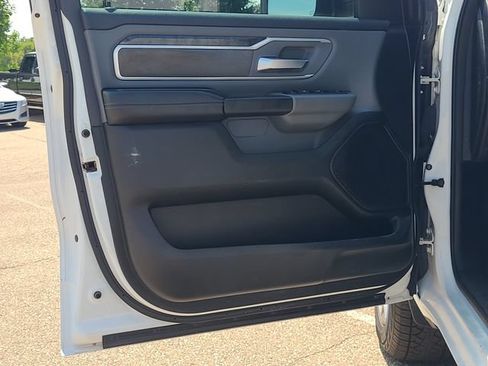 Used 2020 RAM 1500 Big Horn AWD/4WD image 11