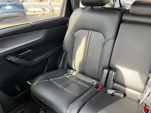 Used 2025 MAZDA CX-90 3.3 Turbo w/ Preferred Package image 38