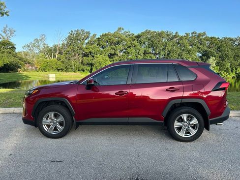 Used 2024 Toyota RAV4 XLE w/ Convenience Package AWD/4WD image 3