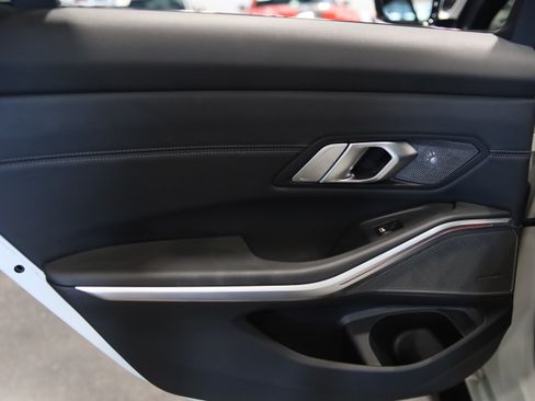 Used 2022 BMW M3 Competition w/ Executive Package RWD image 36