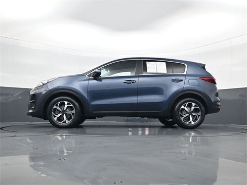 Used 2022 Kia Sportage LX image 28