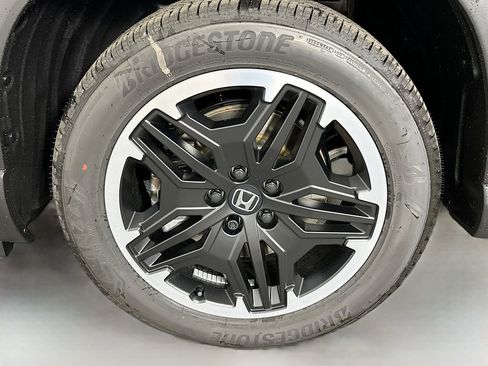 New 2026 Honda Pilot Touring image 34