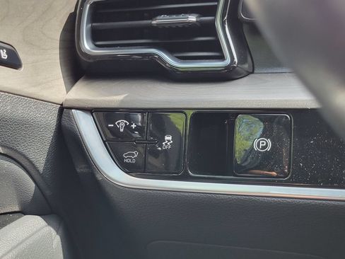 Certified 2024 Kia Sportage X-Pro Prestige AWD/4WD image 16
