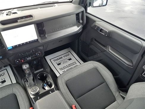 Used 2025 Ford Bronco Big Bend image 15