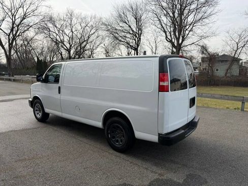 Used 2014 Chevrolet Express 1500 image 12