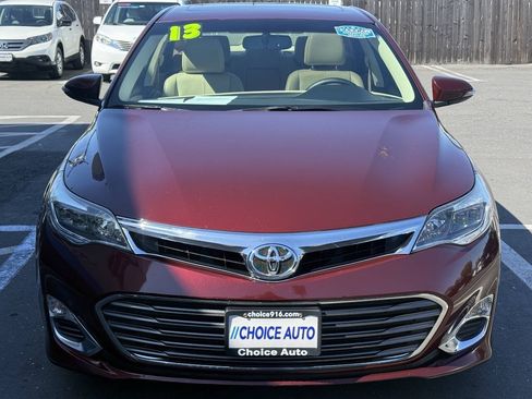 Used 2013 Toyota Avalon XLE Premium FWD image 2