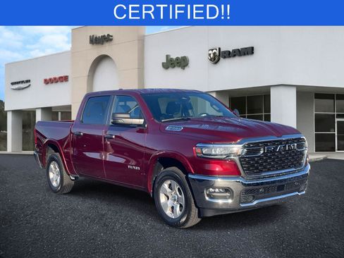 Used 2025 RAM 1500 Big Horn AWD/4WD image 1