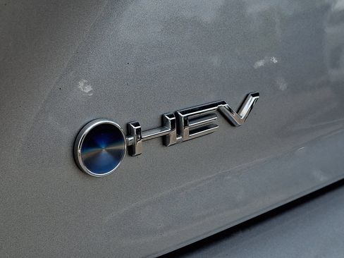 Certified 2025 Toyota Camry LE FWD image 32