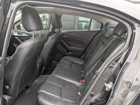 Used 2017 MAZDA MAZDA3 Touring w/ Popular Equipment Package FWD image 13