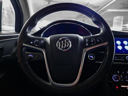 Used 2020 Buick Encore Preferred image 23