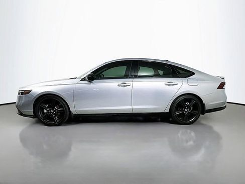 Used 2025 Honda Accord Sport image 4