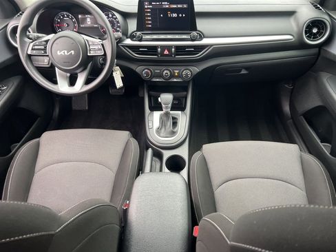 Certified 2023 Kia Forte LXS image 17