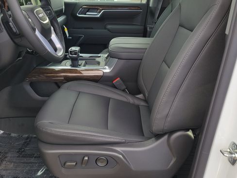 New 2026 GMC Sierra 1500 Elevation w/ Elevation Premium Package image 6