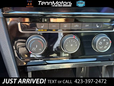 Used 2019 Volkswagen GTI SE image 19