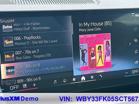 Used 2025 BMW i5 eDrive40i w/ Premium Package image 35