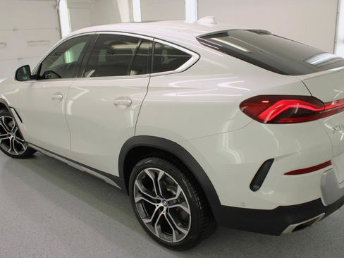 Used 2020 BMW X6 sDrive40i w/ Premium Package RWD image 16