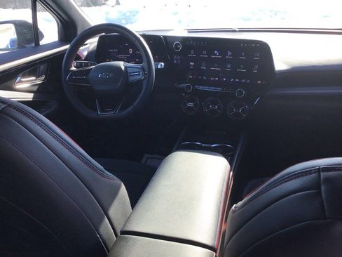 Used 2024 Chevrolet Blazer EV RS image 20