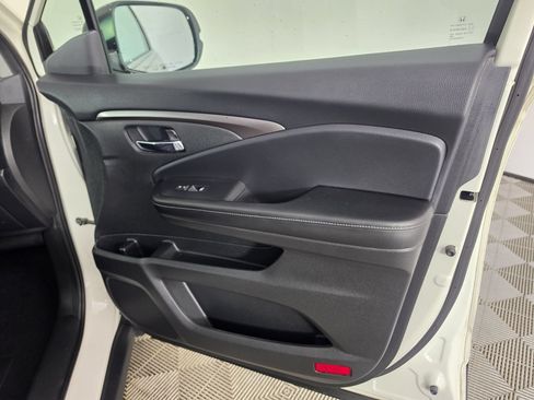Used 2019 Honda Ridgeline RTL-T image 46