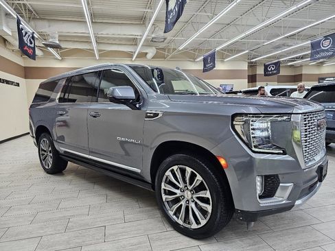 Used 2022 GMC Yukon XL Denali w/ Max Trailering Package AWD/4WD image 4