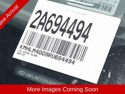 Used 2024 Hyundai Elantra SEL FWD image 11