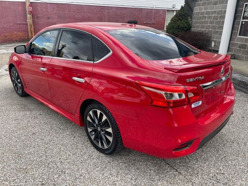 Used 2019 Nissan Sentra SR image 6