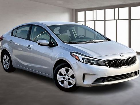 Used 2017 Kia Forte LX FWD image 14