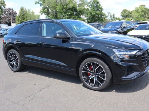 Used 2023 Audi Q8 Premium Plus w/ Premium Plus Package AWD/4WD image 3
