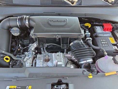 Used 2025 Jeep Compass Latitude w/ Sun & Sound Group image 43