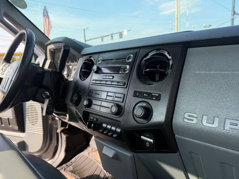 Used 2014 Ford F250 XL w/ Power Equipment Group AWD/4WD image 20