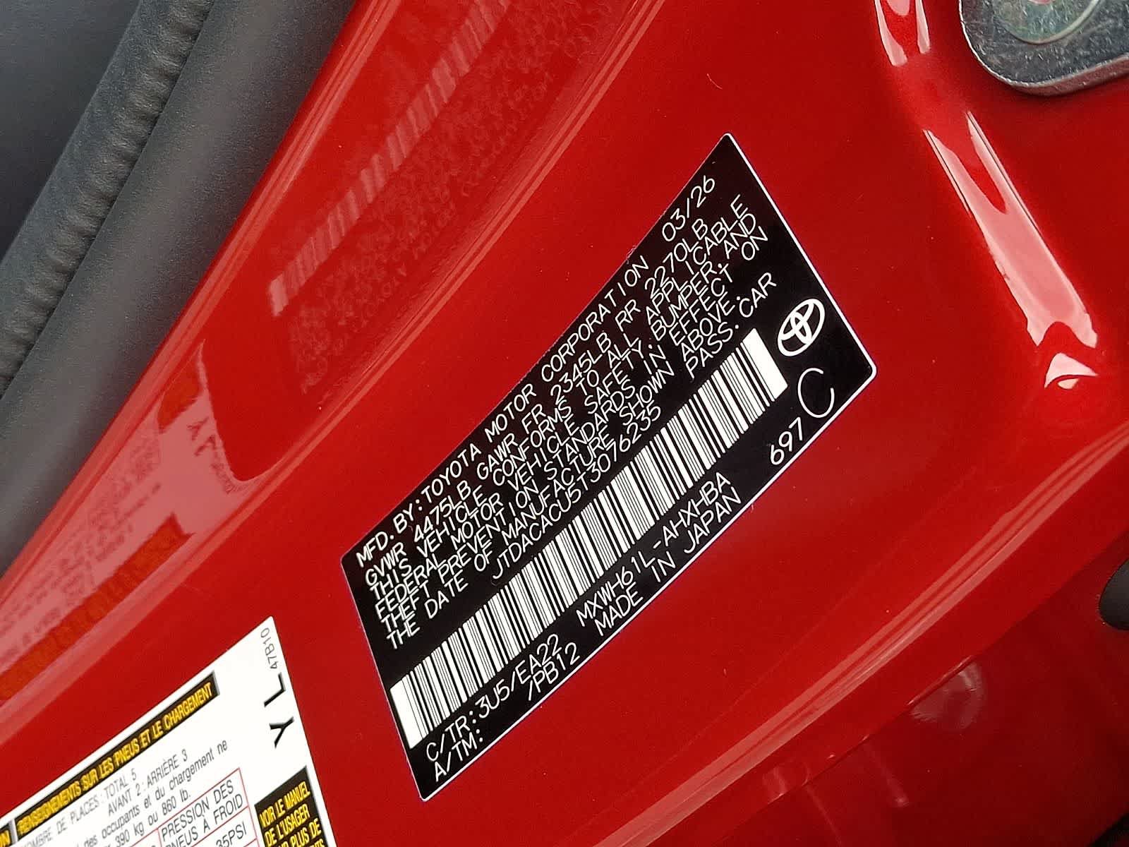Certified 2026 Toyota Prius Plug-In Hybrid w/ Limited Premium Package FWD image 31