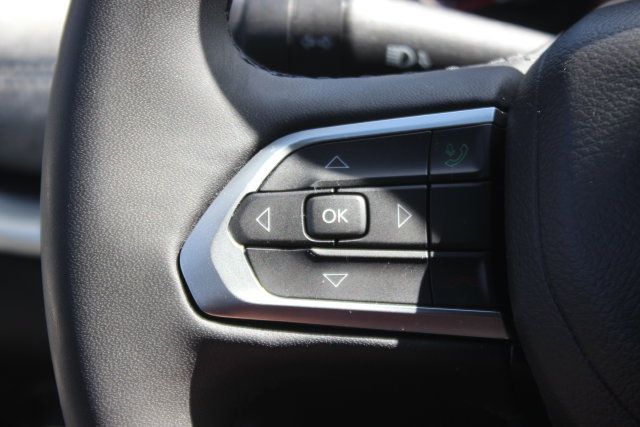 Used 2024 Jeep Compass Latitude AWD/4WD image 15