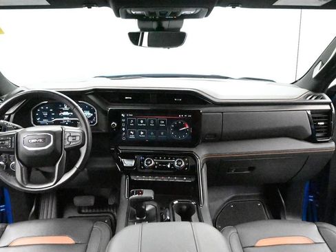 Used 2023 GMC Sierra 1500 AT4 w/ AT4 Premium Package AWD/4WD image 22