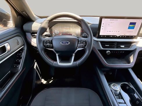 Used 2026 Ford Explorer ST-Line AWD/4WD image 6