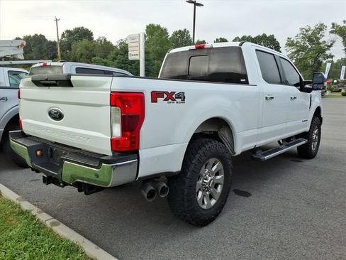 Used 2019 Ford F250 Lariat w/ Lariat Ultimate Package AWD/4WD image 9