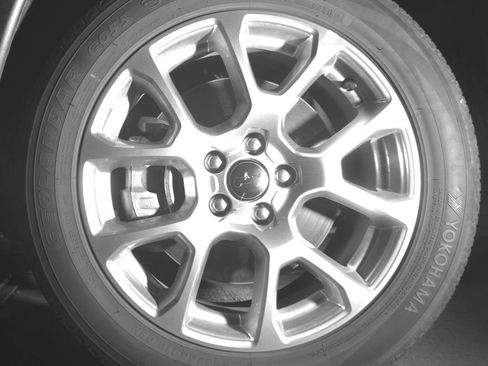 Used 2025 Jeep Compass Limited AWD/4WD image 9